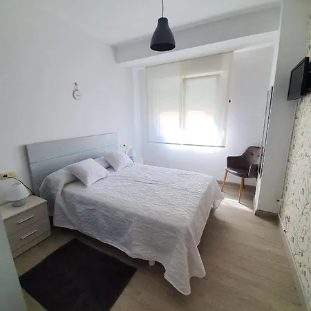 2 Bedrooms At El Grove 500 M Away From The With Wifi Apartment