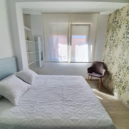 Apartment 2 Bedrooms At El Grove 500 M Away From The With Wifi